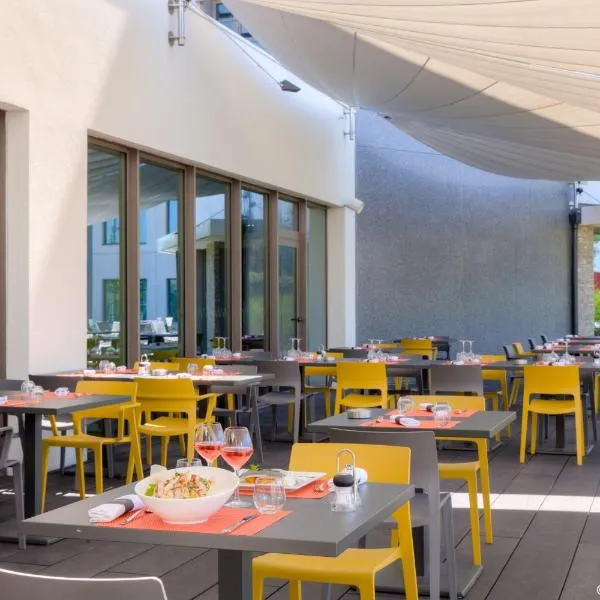 Hotel ParKest, hotelli kohteessa Genas