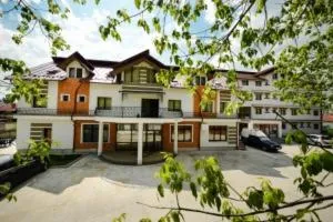 Viesnīca Pension Florica pilsētā Pitešti