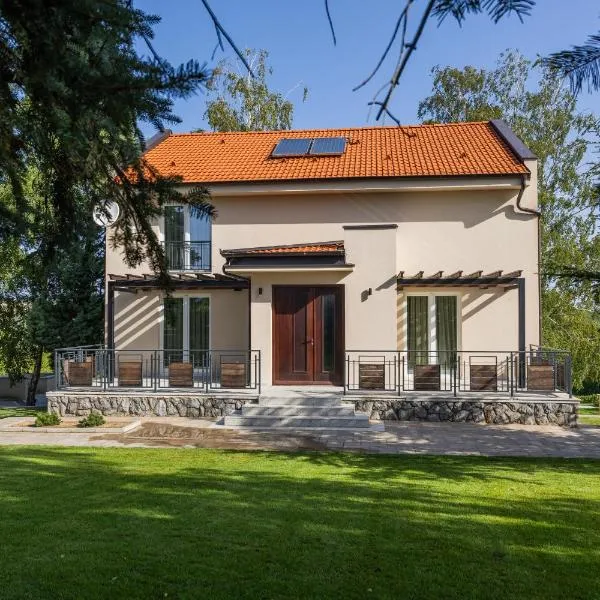 Vikendica Aleksandrović Meterize, hotel in Topola