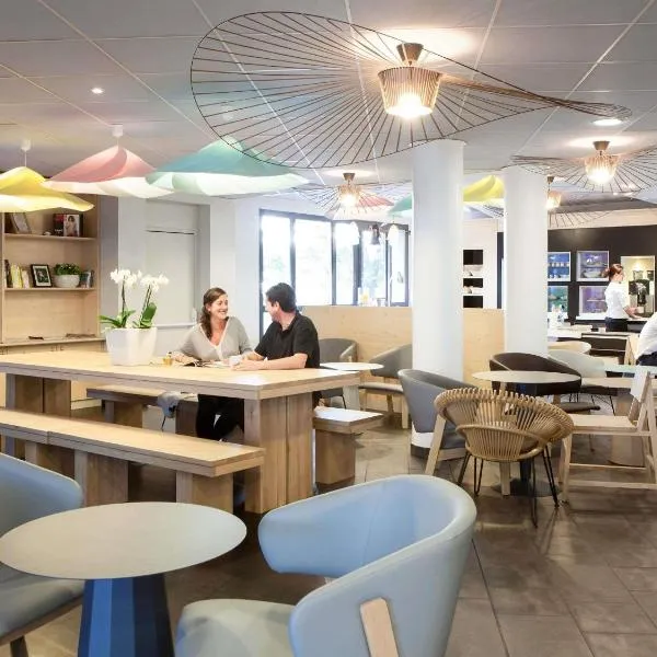 Novotel Suites Paris Stade de France, hotel v destinaci Saint-Denis