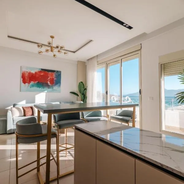 Domi Luxury beach view apartments in Saranda, hotel in Sarandë