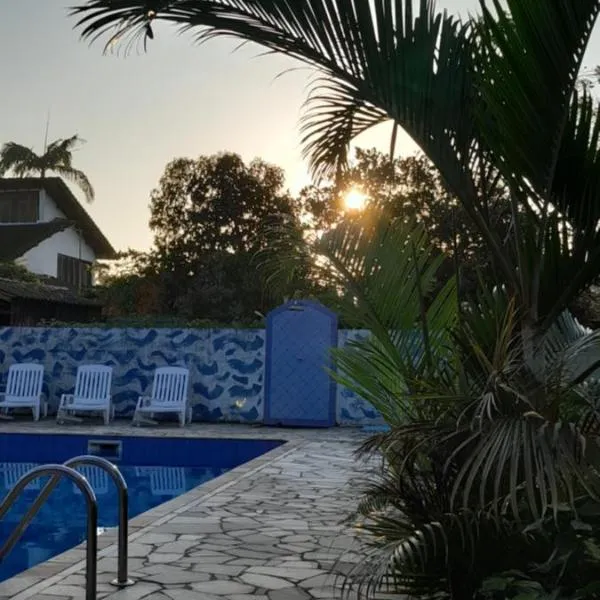 Chalés Do Sol, hotel in Boracéia
