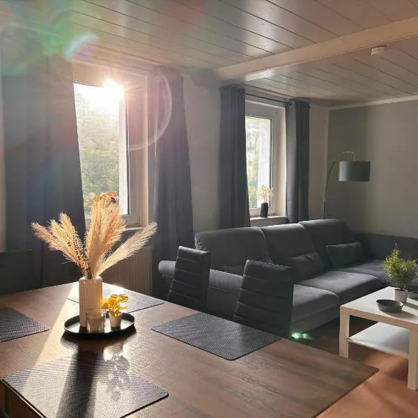 KS Stays - 3 Schlafzimmer, 6 Einzelbetten l 24-7 Check-in l kochen, waschen, wohnen, hotell i Bielefeld