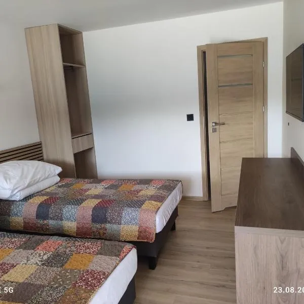 Ośrodek Wypoczynkowy Sosenka, hotel di Załom
