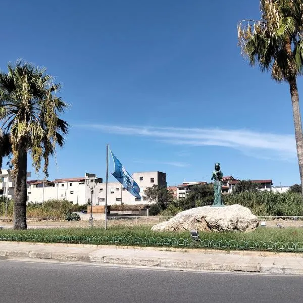 Appartamento 5 palme, hotel in Siderno Marina