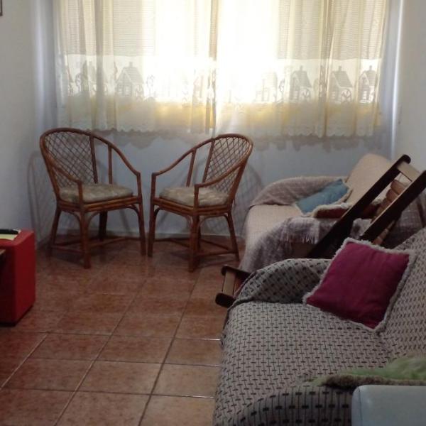 Apto familiar no Guarujá, próximo da Praia das Astúrias