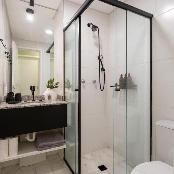 Apto 1802 com Piscina e Academia 2 Quartos Ar Condicionado no Centro Cívico com Garagem - Foto 3