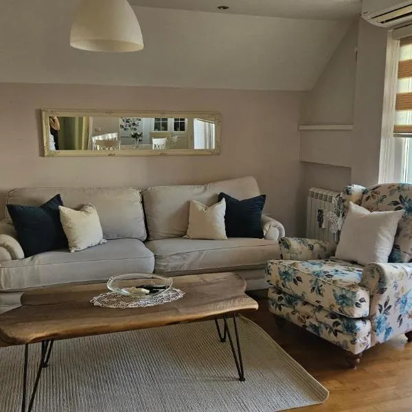 Luxury Flat, hotel v destinaci Skopje