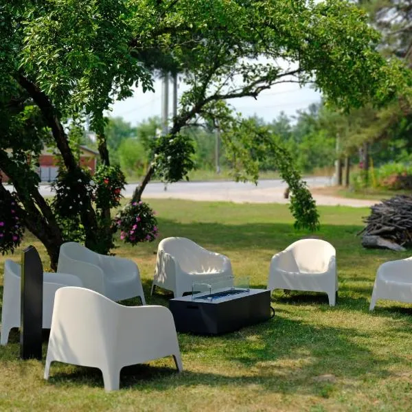 Stay Inn Muskoka, hotel v destinaci Gravenhurst