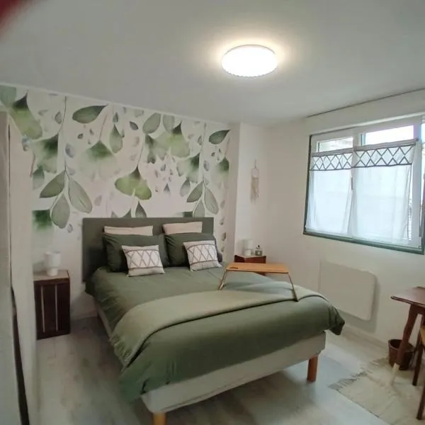 Le "Therdon'Oise" - Maison, gardiennage & navette, hotel in Therdonne