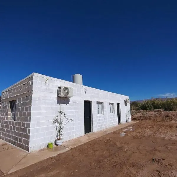 Cabañas PAQARI, hotel en Fiambala