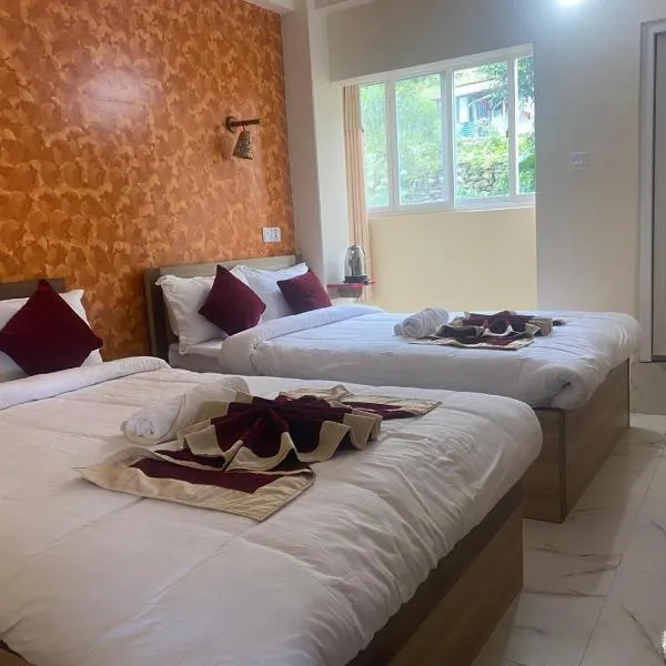 Dulcify cottage sarangkot, hotel in Pokhara