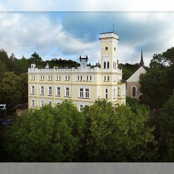 Hotel Štekl - Hrubá Skála, hotel en Hrubá Skála