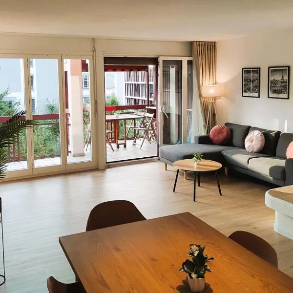 Top duplex Apartment Zurich-Limmattal, hotel in Killwangen