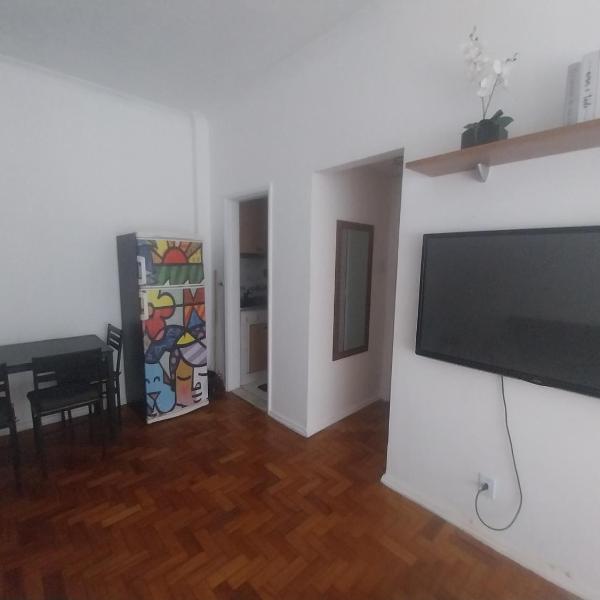 Apartamento com fácil acesso a praia de Copacabana - Foto 5