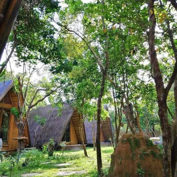 Balili Farm At Nacpan Free Motorbike Free Drop Off Free Pick up to town, hotel in El Nido