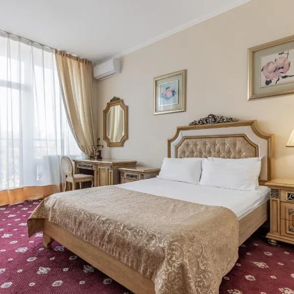 Sonata Hotel, hotel in Kyiv