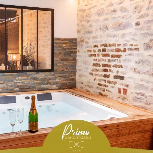 La Forge - Clim - Jacuzzi - Hyper Centre BY PRIMO CONClERGERIE, hotel in Tournus