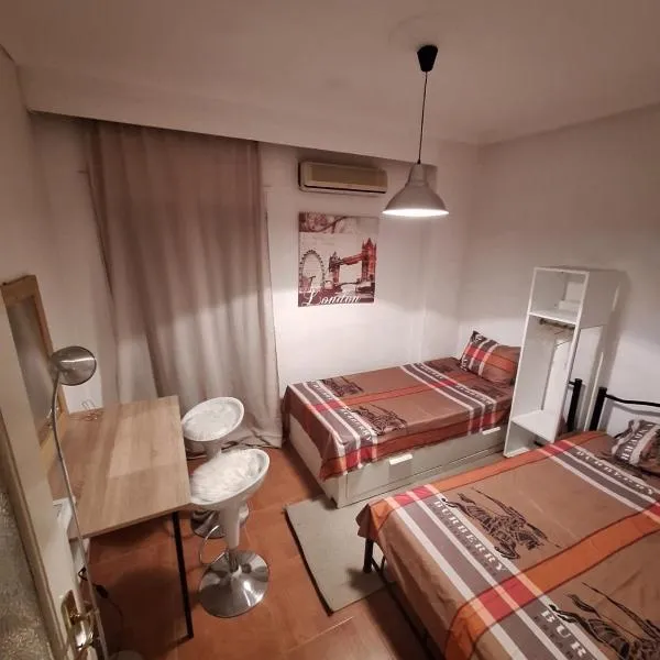 Queen Suites Family Friendly 60m2, hotel in Thessaloniki