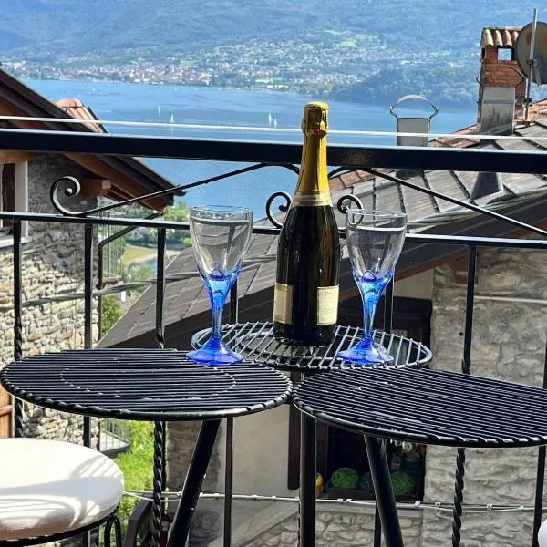 La casa sul lago blu, hotel v destinaci Domaso