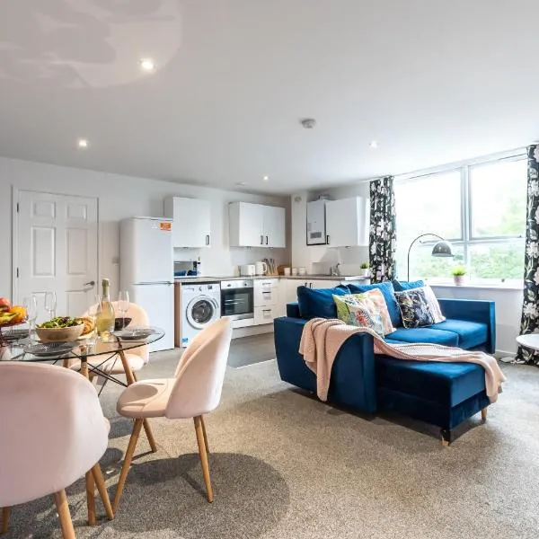 KGV Stays Millbrook Executive Smart Corporate Apartment with Excellent City Links, hotel in Southampton