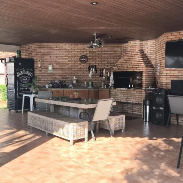 Chalé com ar condicionado em Cotia Granja Viana