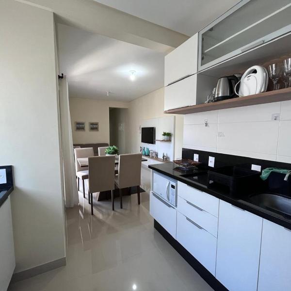 Lindo apto com piscina e churrasqueira a 400m da praia! - Foto 5