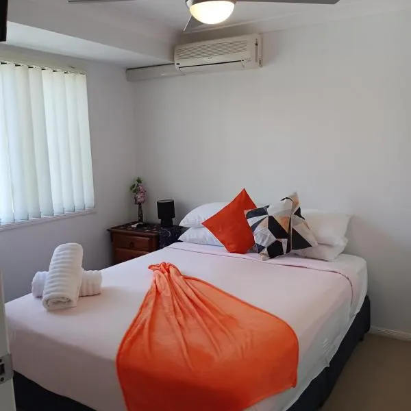 BLK Stays Guest House Deluxe Units Caboolture South, hotel in Caboolture