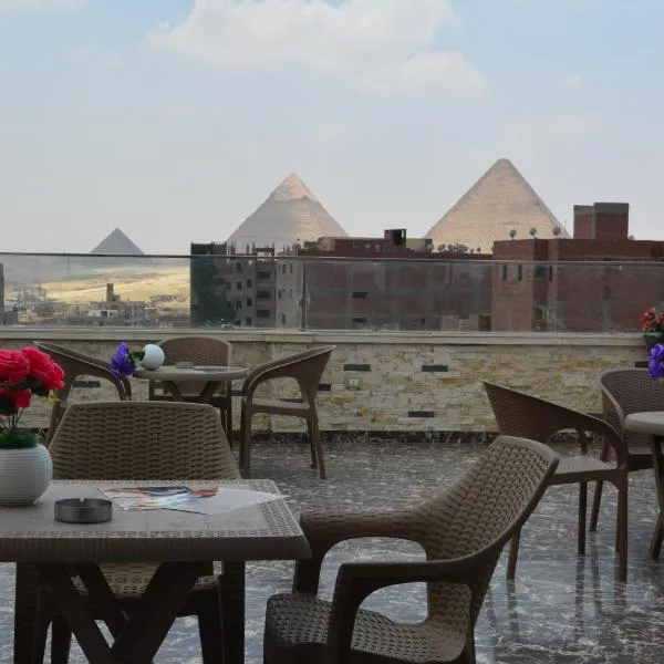 panoramapyramids&jacuzzi, hotel in Cairo