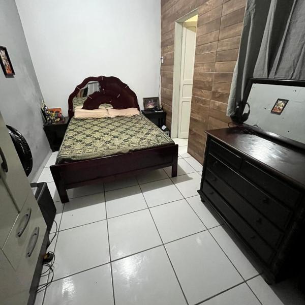 Quarto Privativo em Casa de Família Compartilhada - Arcoverde PE - Foto 2