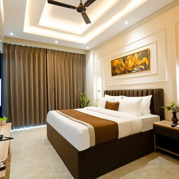 Leaf 9 Grand, Near Udyog vihar and Yashobhoomi, khách sạn ở Gurgaon