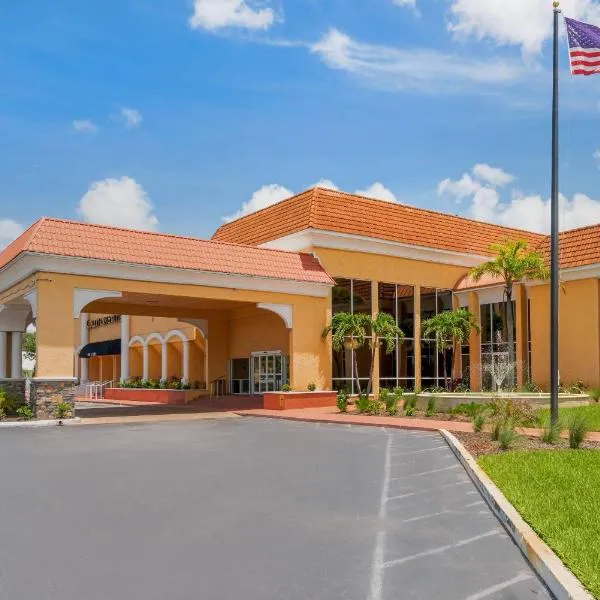 Quality Inn & Suites Conference Center, hotel in New Port Richey