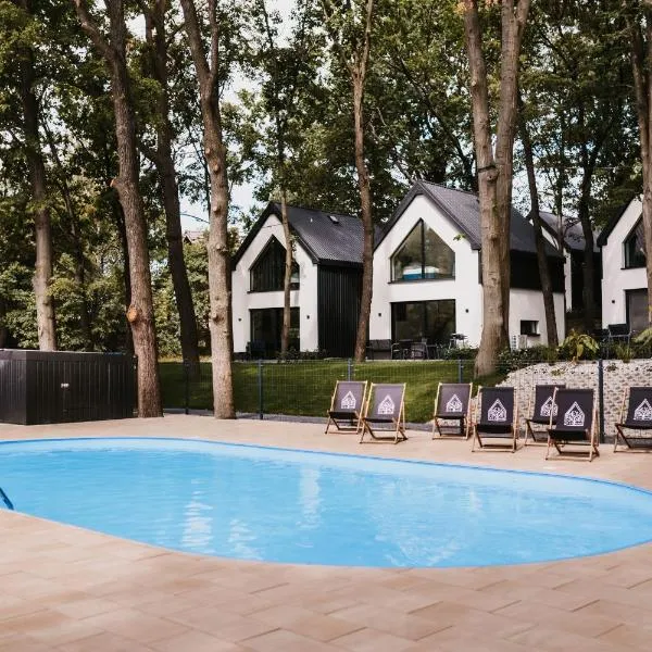 Treehouses, hotel in Skorochów