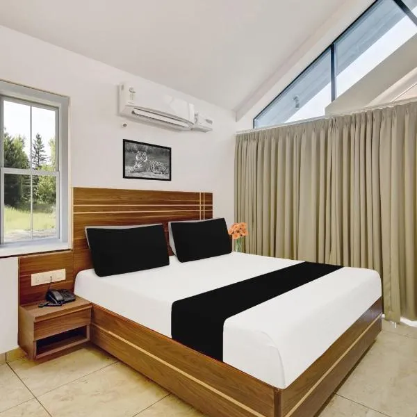 Townhouse Oak Rising Water Park Dharwad Formerly Rising Resorts and Spa, hotell i Hubballi
