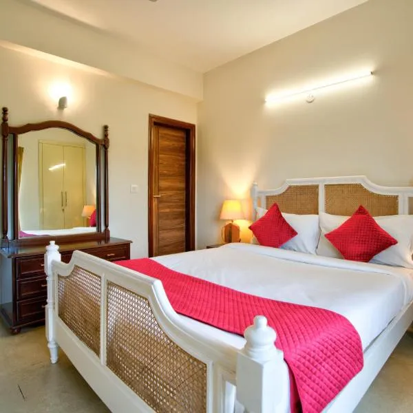 Lush View 2BHK Apartments in Candolim, hotel in Candolim