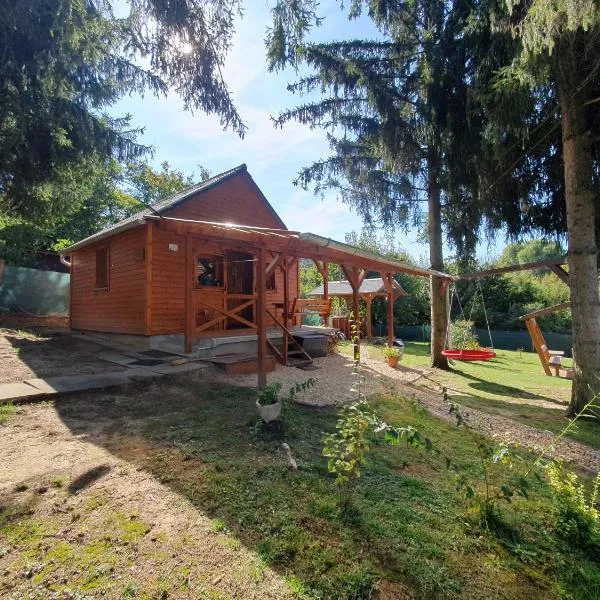 Galagonya Vendégház-Hegyvidéki szálláshely, hotel in Salgótarján