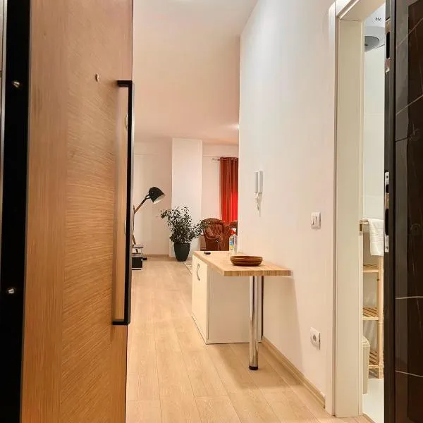 Kino Apartment, hotel in Tirana