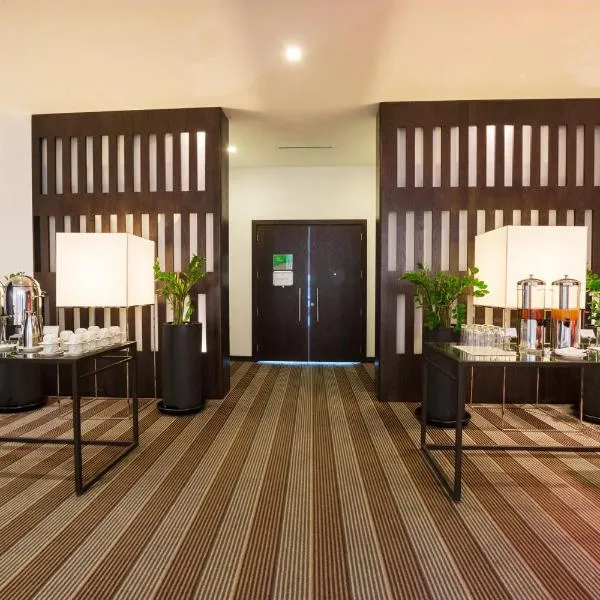 Holiday Inn Abu Dhabi by IHG, hotel in Abu Dhabi