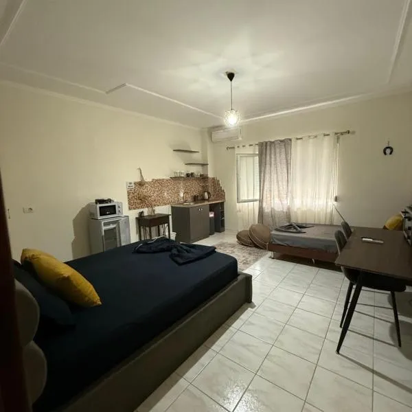 Koa Studio 1, hotel in Korçë
