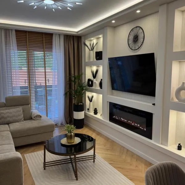 Apartament Anna De Lux z dużym tarasem, hotel en Zamość