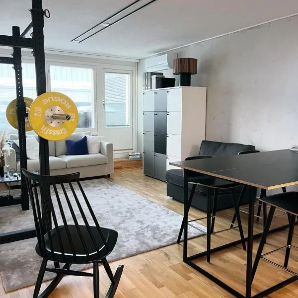 City center apartment with sauna & rooftop terrace, ξενοδοχείο σε Pori