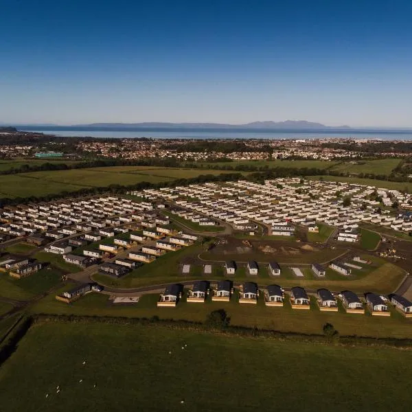 Crofthead Holiday Park, hotel di Ayr
