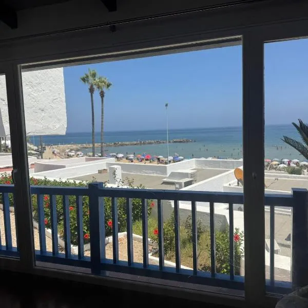 House with exceptional view over the Mediterranean, hotel in Cabo Negro