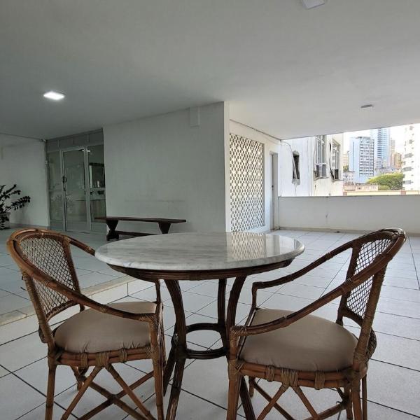 Apartamento essencial e aconchegante na Barra - Foto 4