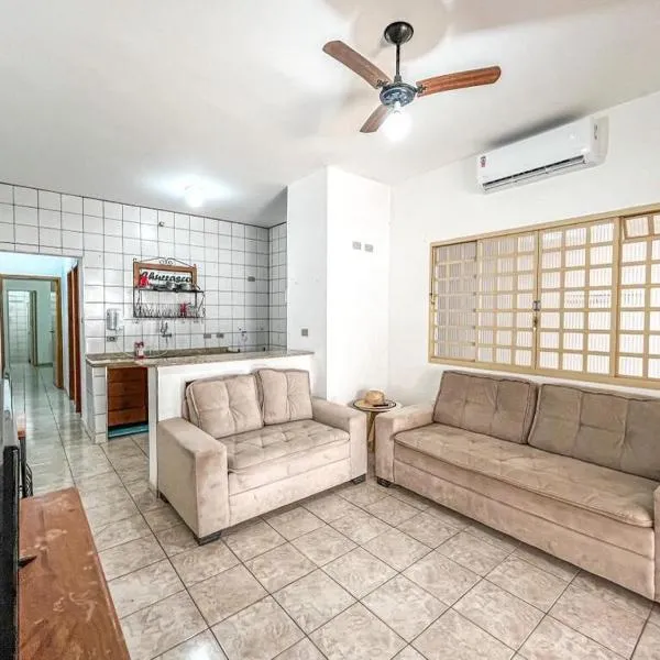 Cozy house in Itagua up to 8 guests!, hotel in Ubatuba