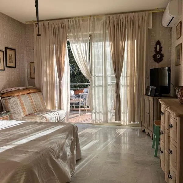 Cozy Cannes Studio - 12 Min Walk To The Beach - Free Parking, hotel sa Cannes