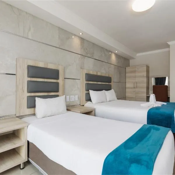 Bayside Taj Hotel, hotel in Port Shepstone