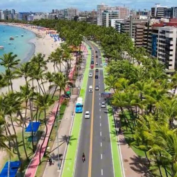 Apartamento ACONCHEGANTE na Ponta Verde