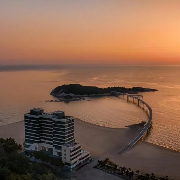 Renebleu by Sol Beach、固城郡のホテル