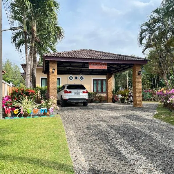 Malinee Villa Phuket, hotel in Bang Tao Beach